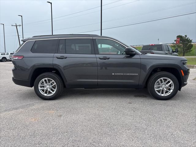 2026 Jeep Grand Cherokee L Laredo 4x2