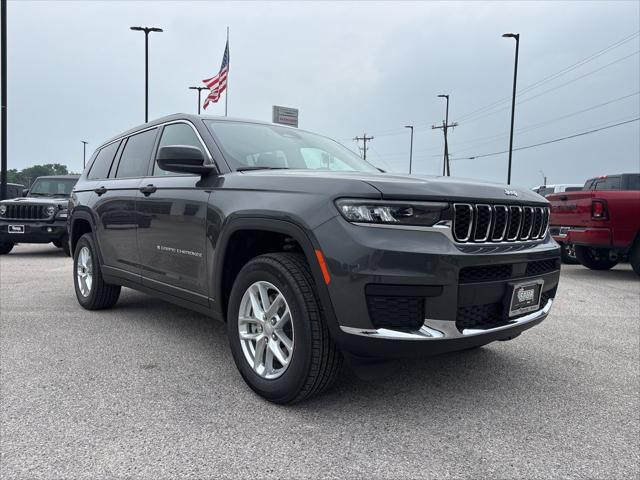 2026 Jeep Grand Cherokee L Laredo 4x2
