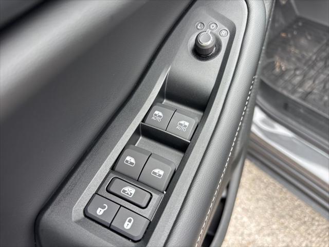 2026 Jeep Grand Cherokee L Laredo 4x2
