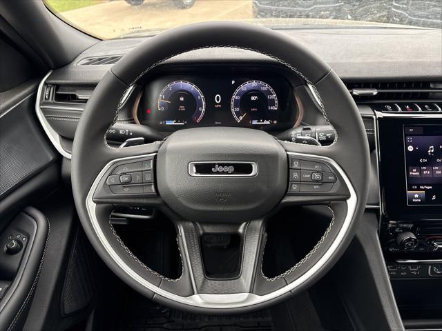 2026 Jeep Grand Cherokee L Laredo 4x2