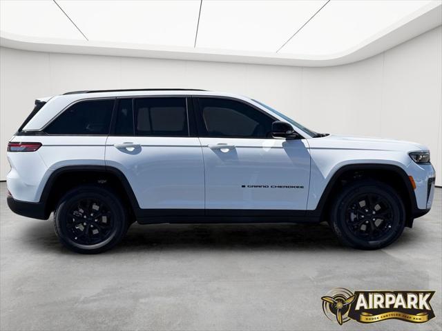 2026 Jeep Grand Cherokee GRAND CHEROKEE LAREDO ALTITUDE 4X2 2026 Jeep Grand Cherokee GRAND CHEROKEE LAREDO ALTITUDE 4X2