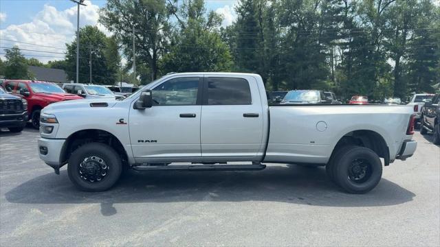 2026 RAM 3500 RAM 3500 BIG HORN CREW CAB 4X4 8 BOX