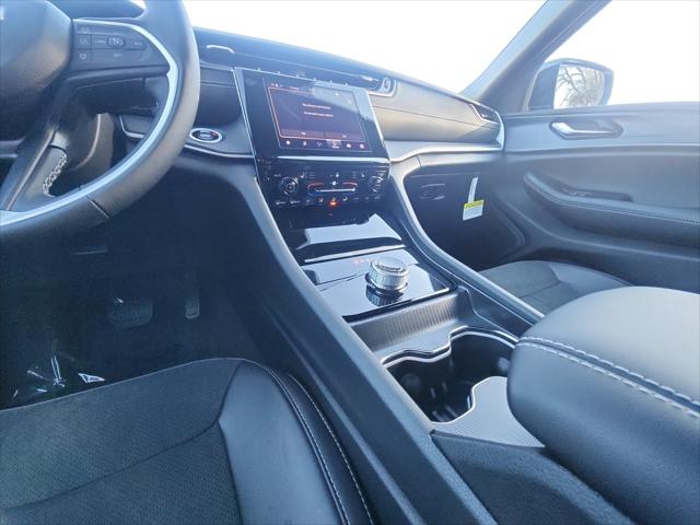 2025 Jeep Grand Cherokee L Altitude X 4x2