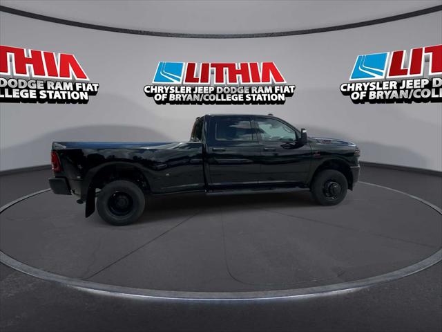 2026 RAM Ram 3500 RAM 3500 TRADESMAN CREW CAB 4X4 8 BOX
