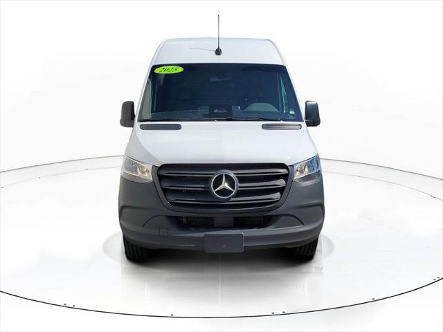 2025 Mercedes-Benz Sprinter 2500 High Roof 4-Cyl Diesel