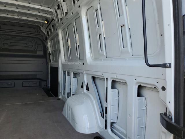 2025 Mercedes-Benz Sprinter 2500 High Roof 4-Cyl Diesel