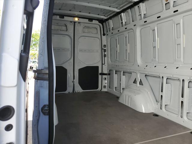 2025 Mercedes-Benz Sprinter 2500 High Roof 4-Cyl Diesel