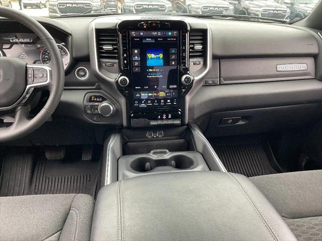 2025 Ram 1500 Big Horn Crew Cab 4x4 5'7" Box
