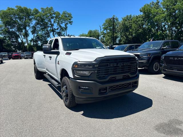 2026 Ram 3500 Tradesman Crew Cab 4x4 8 Box