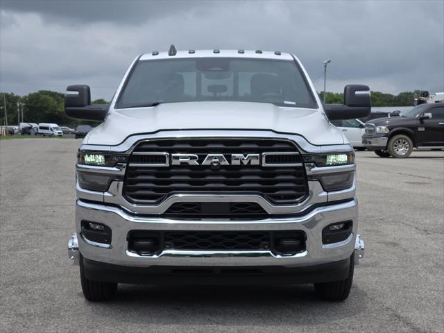 2026 RAM Ram 3500 RAM 3500 TRADESMAN CREW CAB 4X4 8 BOX