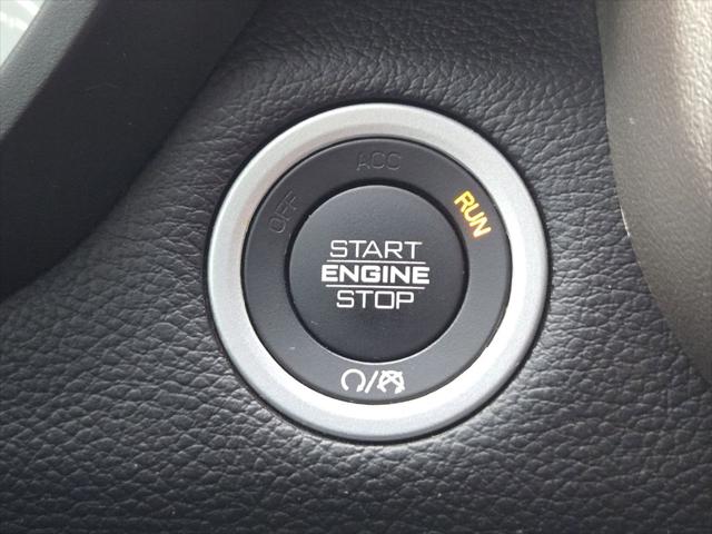 2019 Ram 1500 Laramie Crew Cab 4x4 5'7" Box
