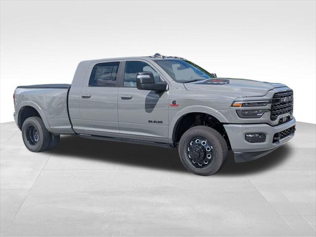 2026 RAM 3500 RAM 3500 LIMITED MEGA CAB 4X4 64 BOX