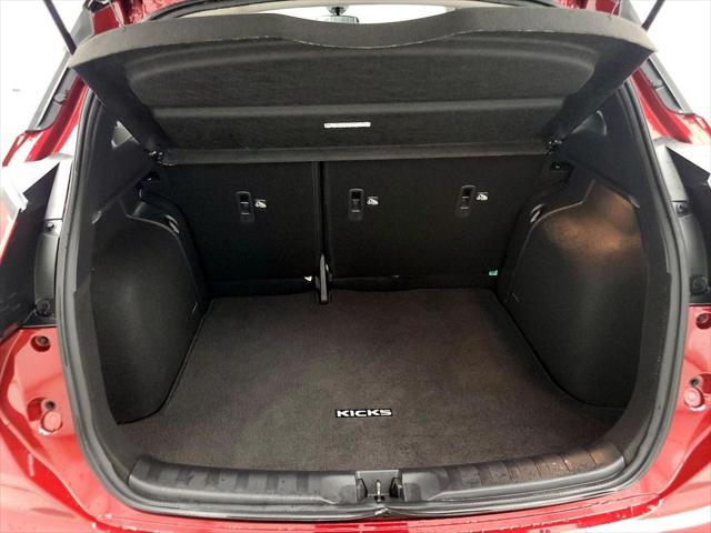 2024 Nissan Kicks SR Xtronic CVT