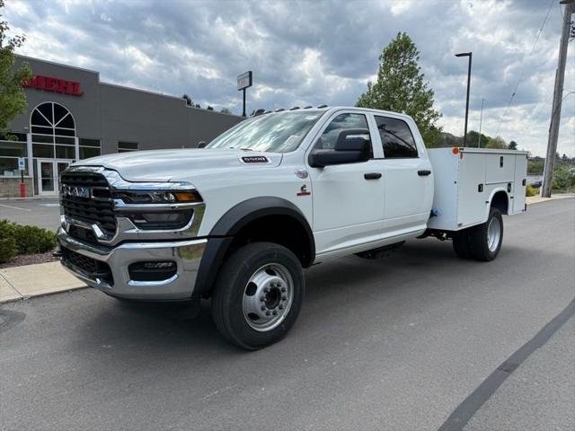 2026 RAM Ram 5500 Chassis Cab RAM 5500 TRADESMAN CHASSIS CREW CAB 4X4 60 CA