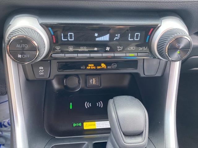 2025 Toyota RAV4 Hybrid LE