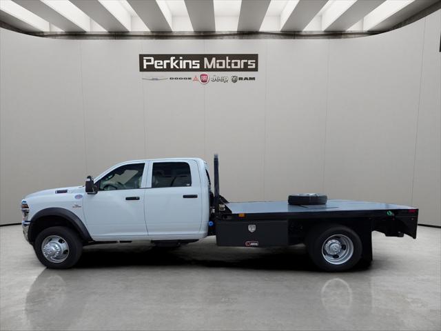 2026 RAM Ram 5500 Chassis Cab RAM 5500 TRADESMAN CHASSIS CREW CAB 4X4 84 CA