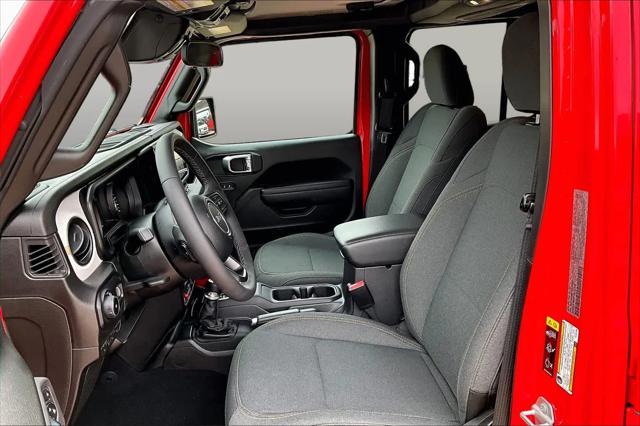 2025 Jeep Wrangler 4-Door Willys 4x4