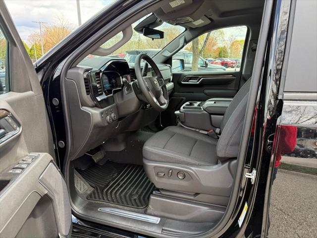 2026 Chevrolet Silverado 1500 4WD Crew Cab Short Bed LT with 2FL