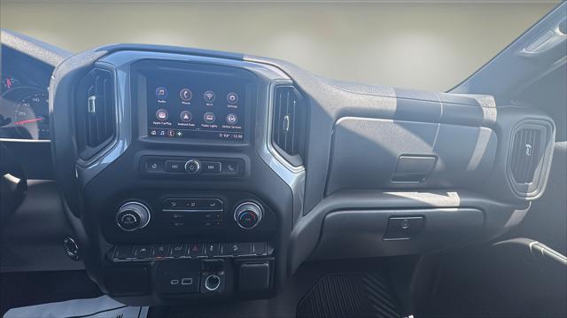 2026 Chevrolet Silverado 1500 4WD Crew Cab Short Bed Custom Trail Boss