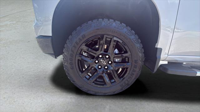 2026 Chevrolet Silverado 1500 4WD Crew Cab Short Bed Custom Trail Boss