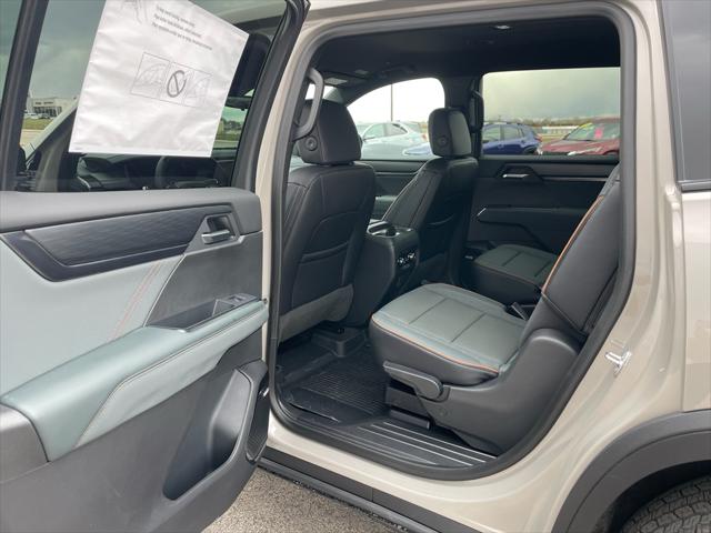 2026 GMC Acadia AT4 AWD
