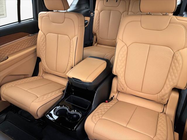2026 Jeep Grand Cherokee L Summit 4x4