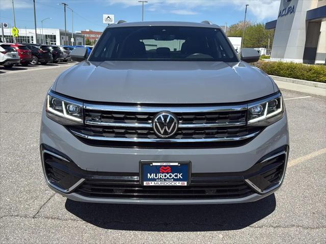 2022 Volkswagen Atlas Cross Sport 2.0T SEL R-Line
