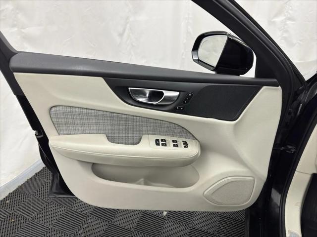 2022 Volvo S60 B5 Momentum