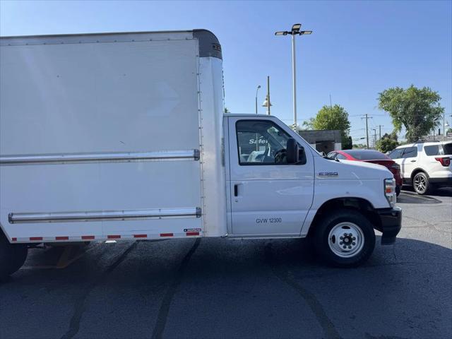 2022 Ford E-350 Cutaway Base