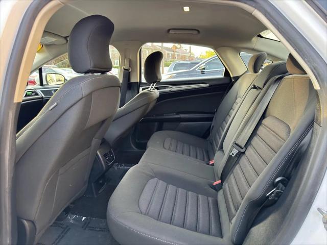 2019 Ford Fusion Hybrid SE