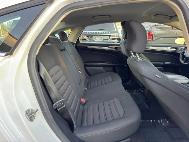 2019 Ford Fusion Hybrid SE