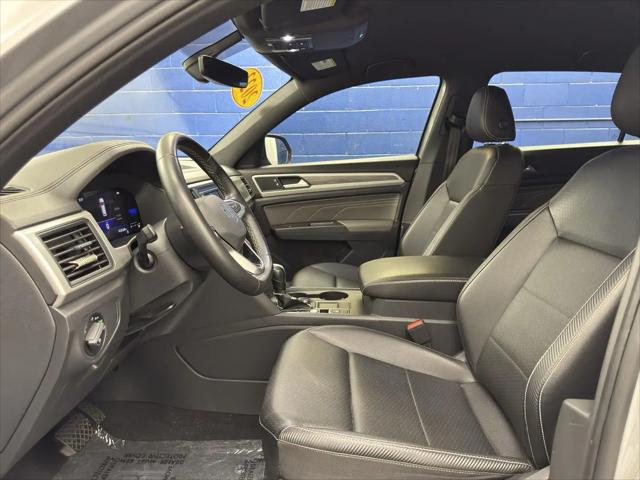 2023 Volkswagen Atlas Cross Sport 2.0T SE