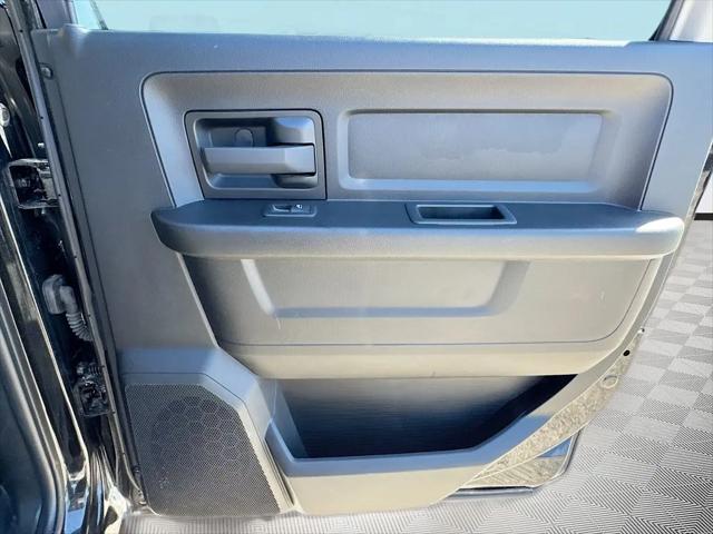 2022 Ram 1500 Classic Tradesman Crew Cab 4x4 5'7" Box