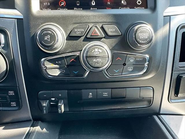 2023 Ram 1500 Classic SLT Crew Cab 4x4 5'7" Box