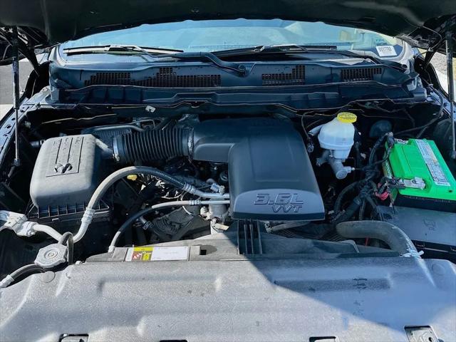 2023 Ram 1500 Classic SLT Crew Cab 4x4 5'7" Box