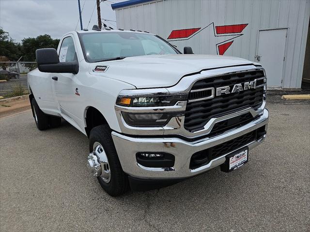 2026 RAM Ram 3500 RAM 3500 TRADESMAN REGULAR CAB 4X4 8 BOX