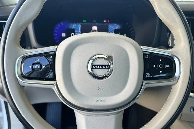 2024 Volvo S60 B5 Plus Dark Theme