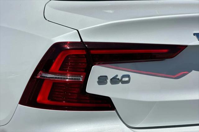 2024 Volvo S60 B5 Plus Dark Theme
