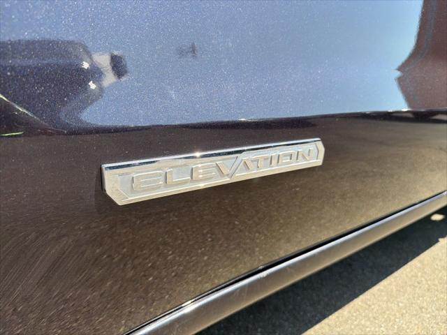 2023 GMC Sierra 1500 4WD Crew Cab Short Box Elevation with 3VL