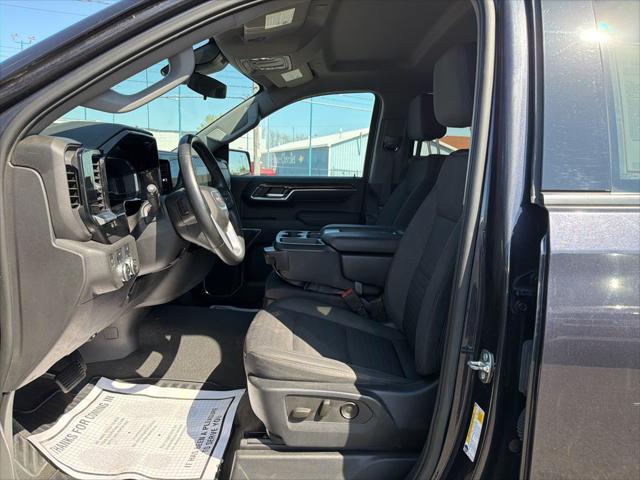 2023 GMC Sierra 1500 4WD Crew Cab Short Box Elevation with 3VL