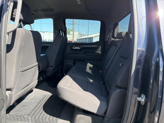 2023 GMC Sierra 1500 4WD Crew Cab Short Box Elevation with 3VL