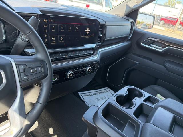 2023 GMC Sierra 1500 4WD Crew Cab Short Box Elevation with 3VL