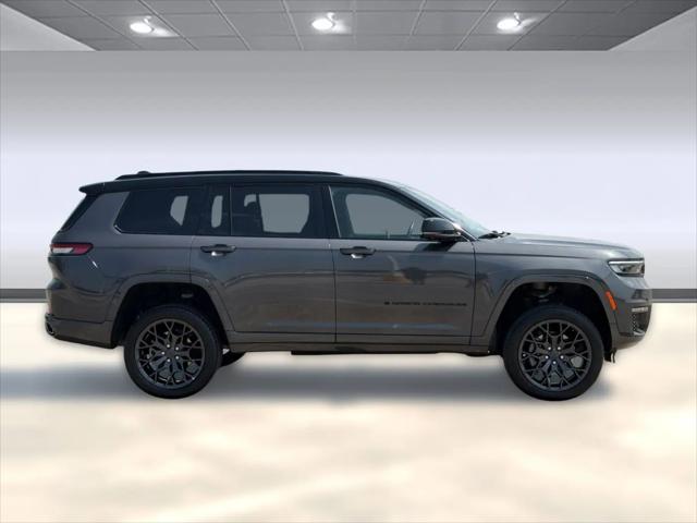 2025 Jeep Grand Cherokee L Summit 4x4