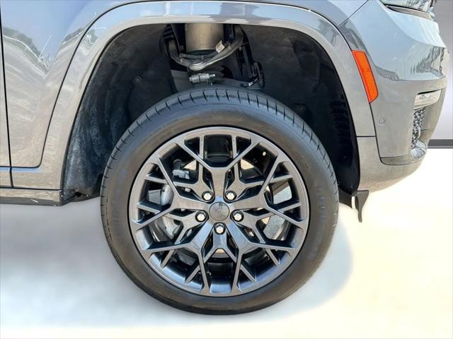2025 Jeep Grand Cherokee L Summit 4x4