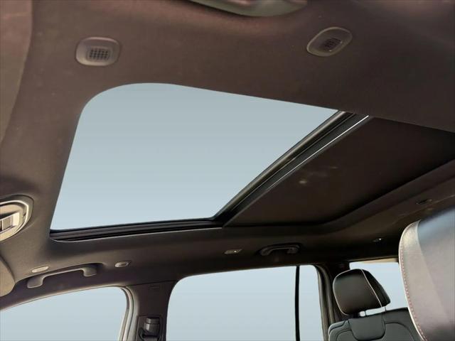 2025 Jeep Grand Cherokee L Summit 4x4