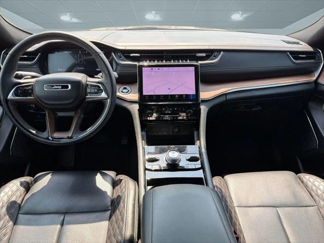 2025 Jeep Grand Cherokee L Summit 4x4