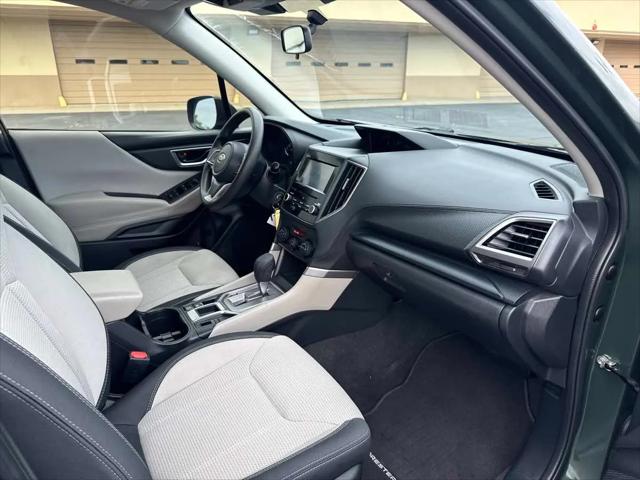2023 Subaru Forester Base