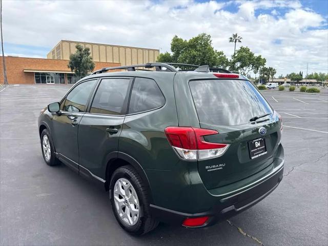2023 Subaru Forester Base