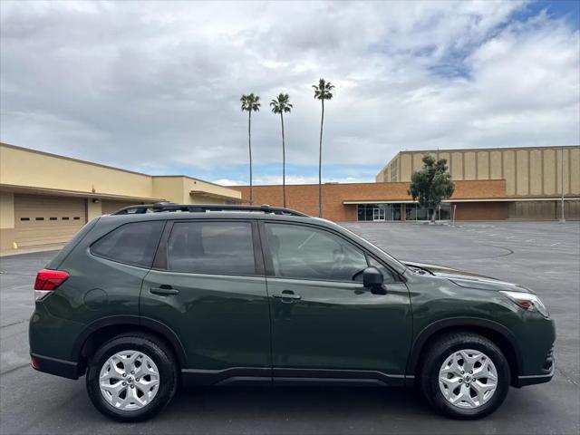 2023 Subaru Forester Base