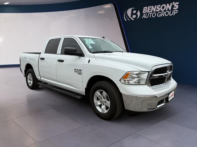 2023 Ram 1500 Classic SLT Crew Cab 4x4 5'7" Box
